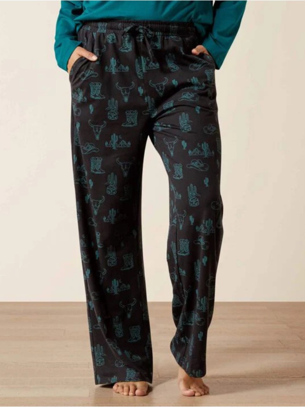 Ariat dreams pajama pants in Desert print size XXL